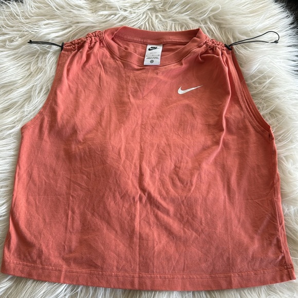 Nike Tops - Nike tank